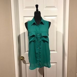 Guess sleeveless top
